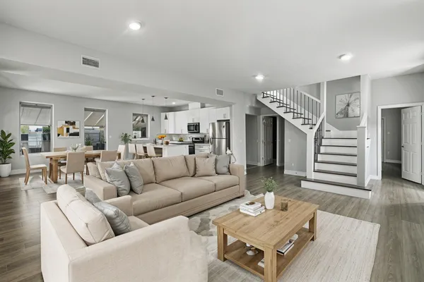 $295,000 | 435 South Orange Street, Giddings, TX 78942