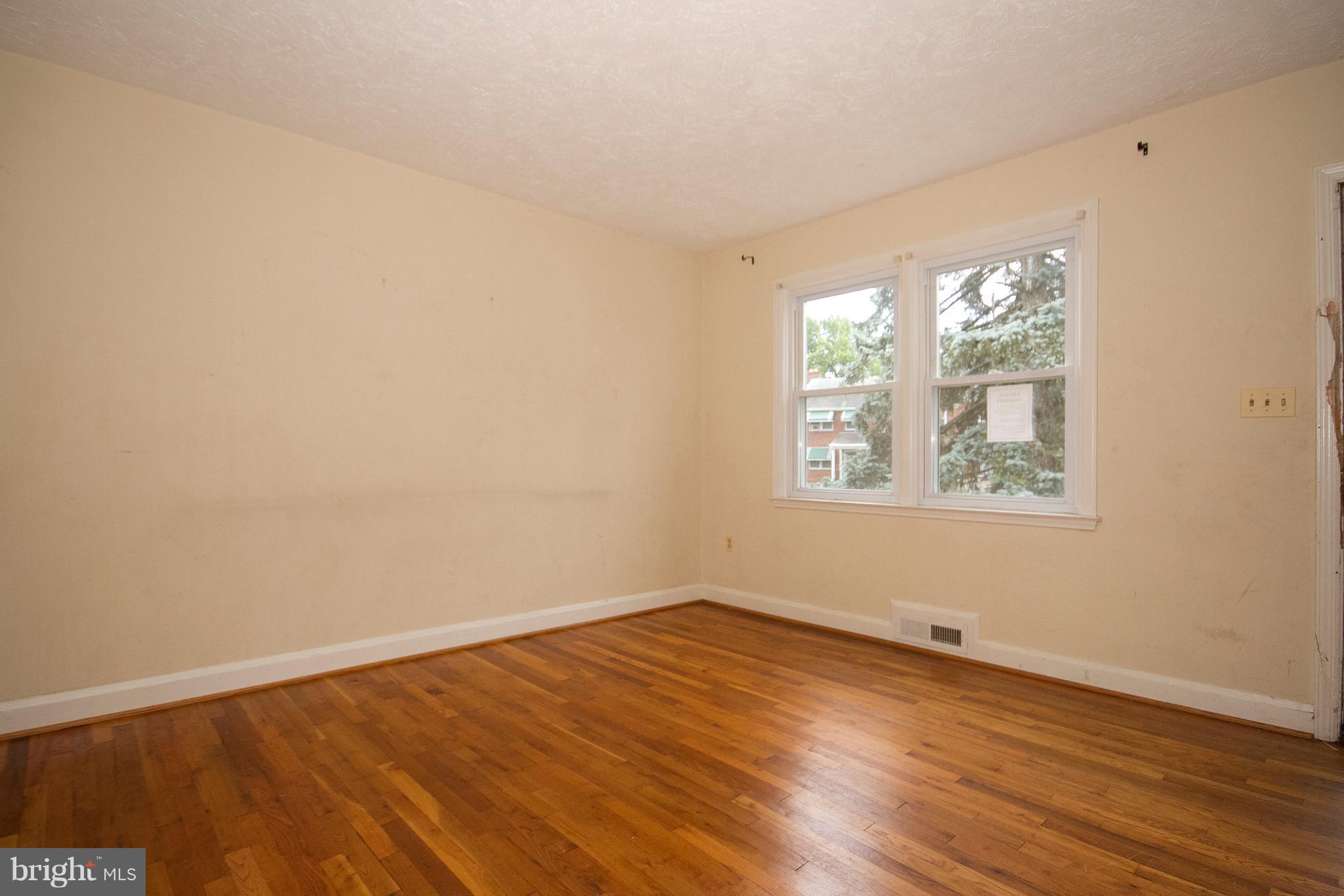 1024 Witherspoon Road Baltimore, MD 21212 - Photo 7 of 23 Interior (General)
