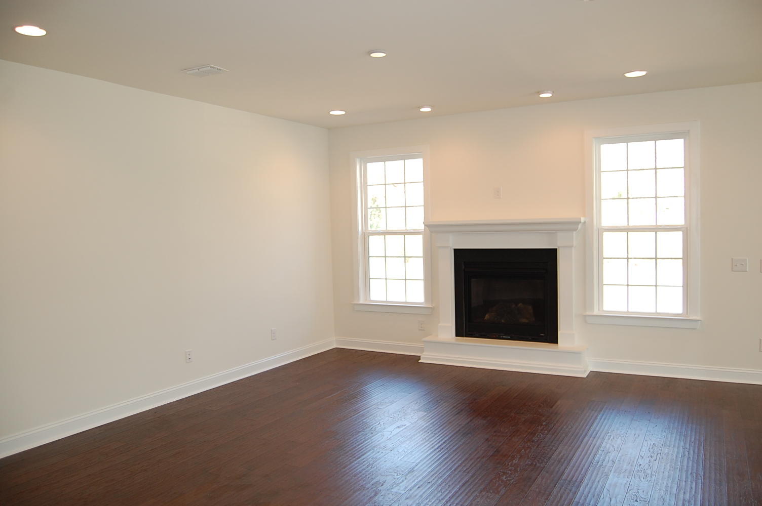 2216 Spring Hope Drive Mount Pleasant, SC 29466 - Photo 4 of 19 Great room