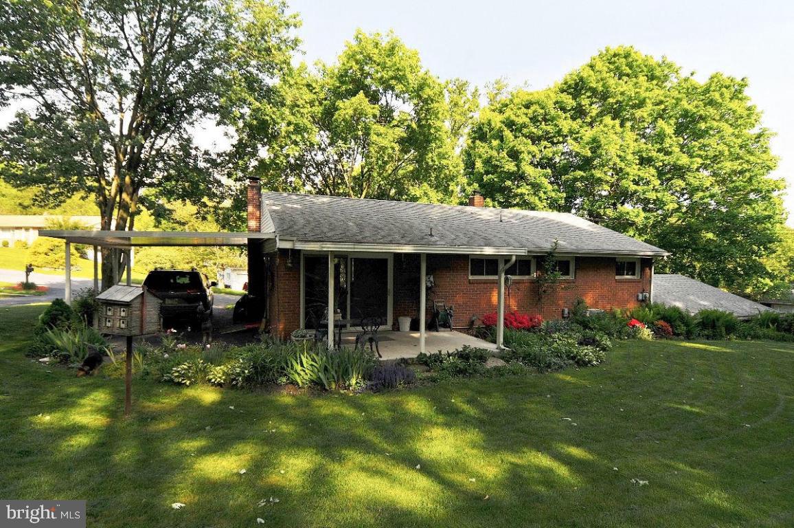 998 Cardinal Road Lancaster, PA 17601 - Photo 25 of 27 Gallery Image 25