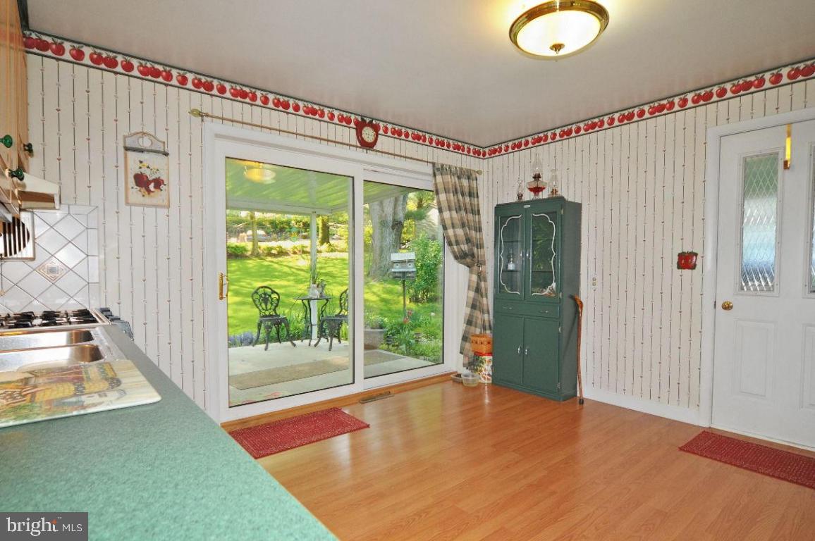 998 Cardinal Road Lancaster, PA 17601 - Photo 10 of 27 Gallery Image 10