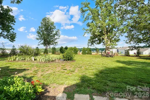 $474,900 | 1520 5th Street Northeast, Hickory, NC 28601