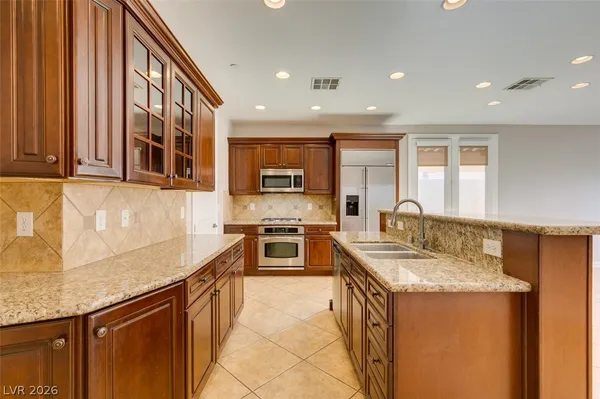 $2,550 | 13 Avenza Drive, Henderson, NV 89011
