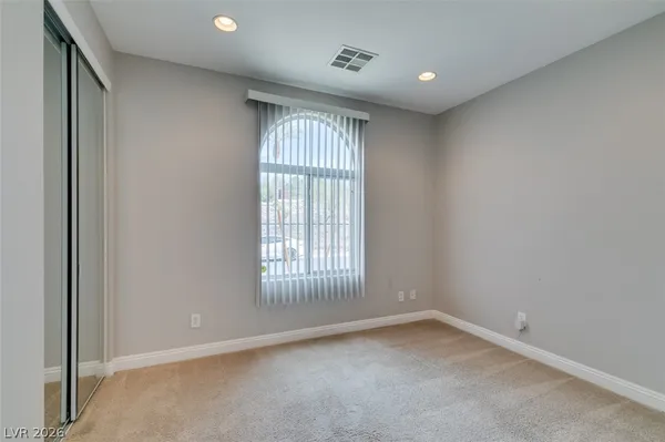 $2,550 | 13 Avenza Drive, Henderson, NV 89011
