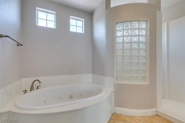 $2,550 | 13 Avenza Drive, Henderson, NV 89011