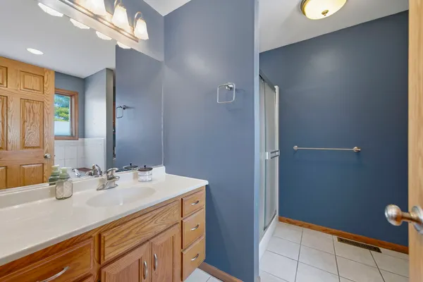 $460,000 | 3101 Ernest Drive, Sandwich, IL 60548