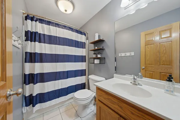 $460,000 | 3101 Ernest Drive, Sandwich, IL 60548