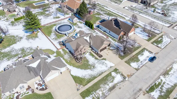 $460,000 | 3101 Ernest Drive, Sandwich, IL 60548