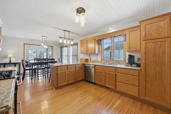 $460,000 | 3101 Ernest Drive, Sandwich, IL 60548