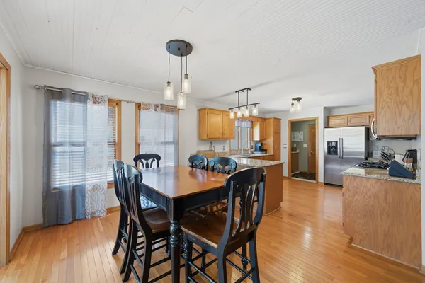 $460,000 | 3101 Ernest Drive, Sandwich, IL 60548