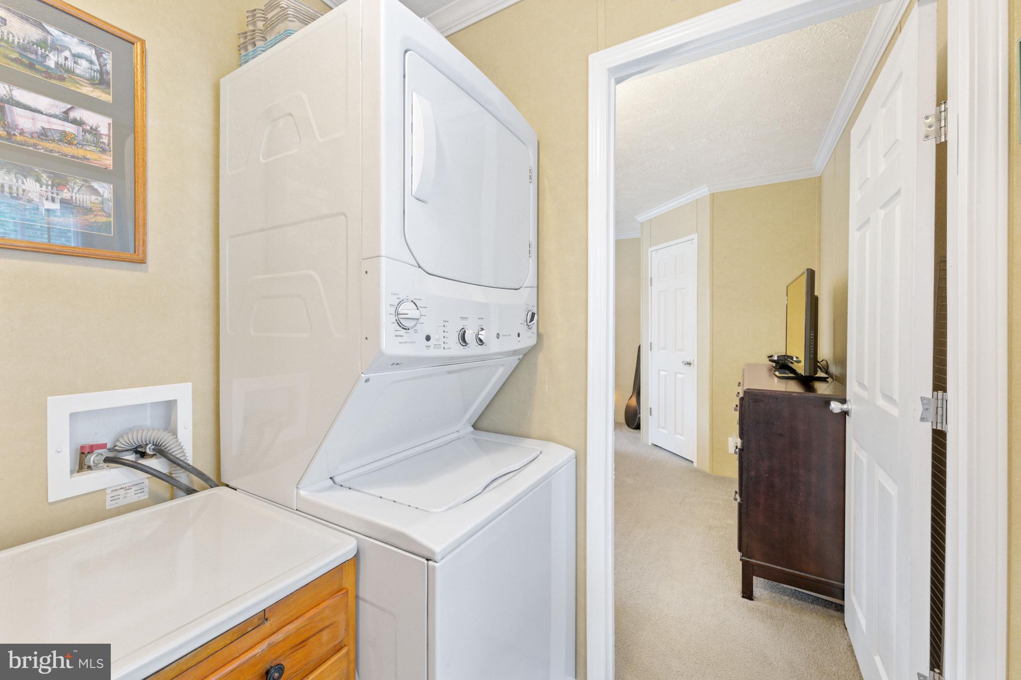 27510 Mt Vernon Road Princess Anne, MD 21853 - Photo 19 of 41 Laundry