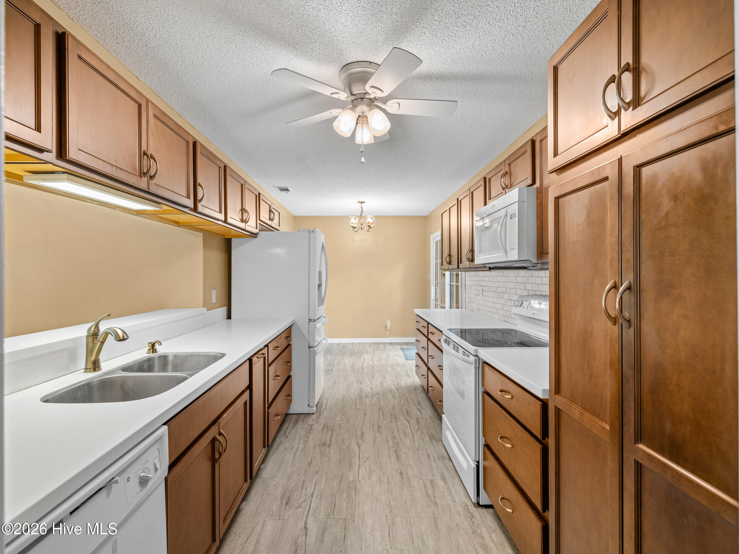 542 Shadowridge Road Jacksonville, NC 28546 - Photo 13 of 33 Gallery Image 13