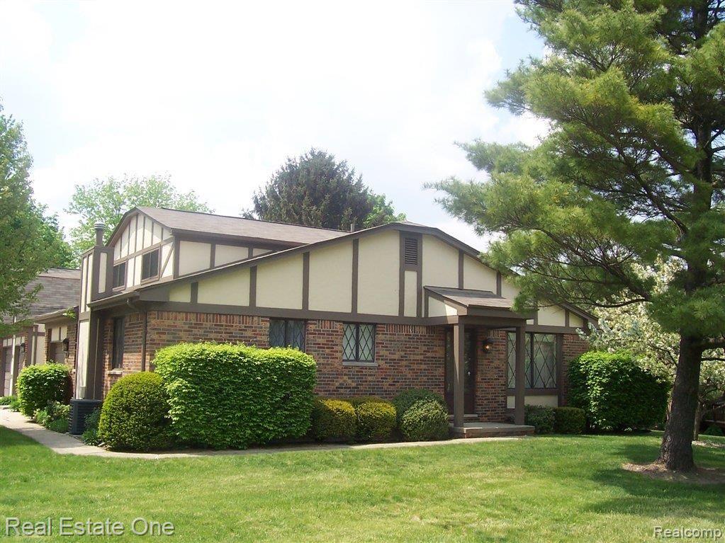 End Unit Ranch Condo