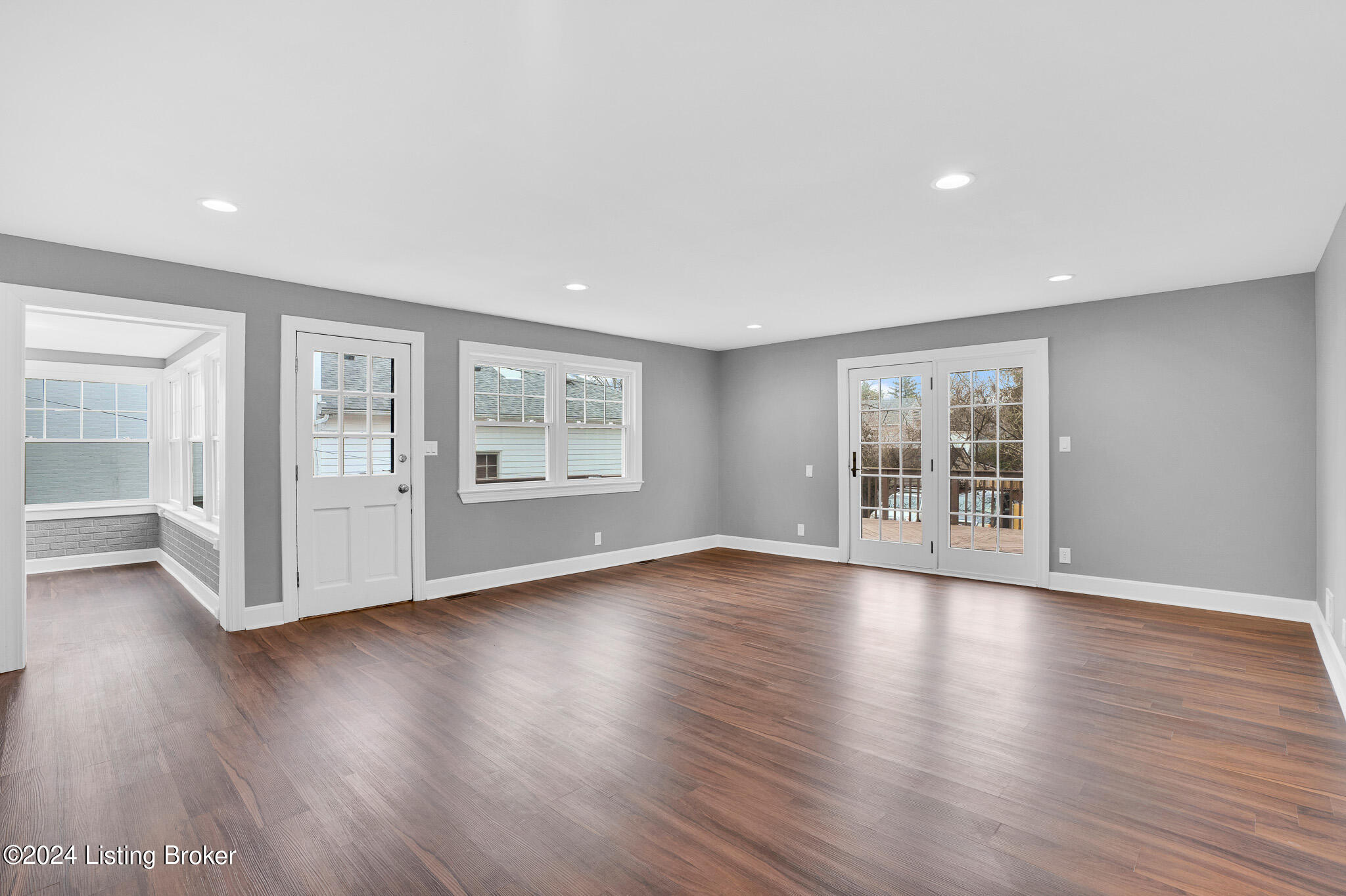 3230 Lexington Road Louisville, KY 40206 - Photo 10 of 25 DSC00625