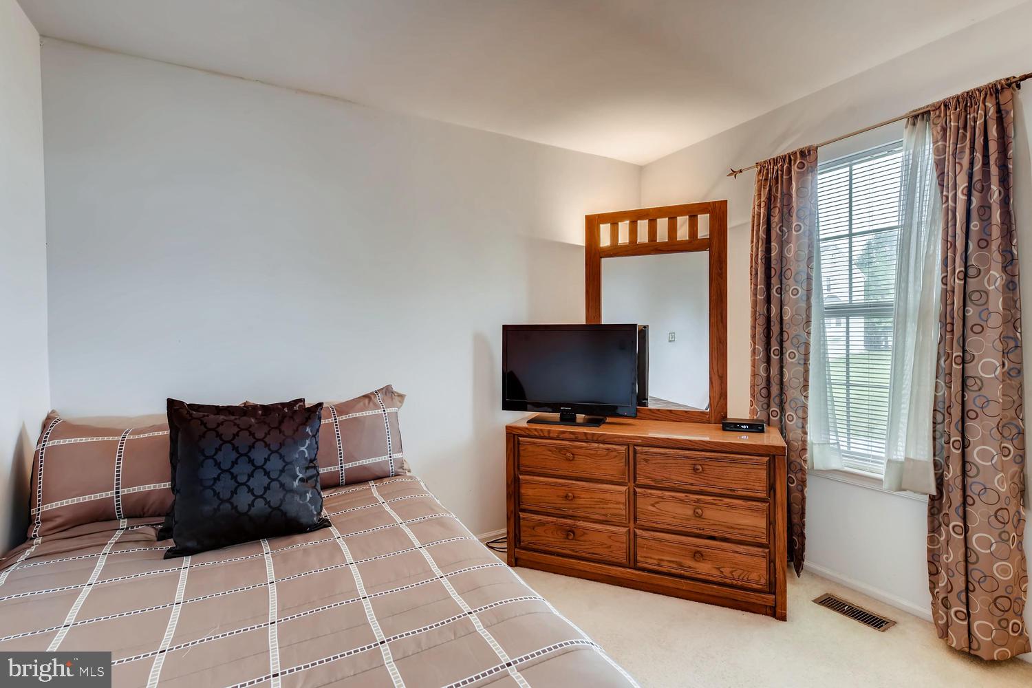 3528 Orchard Shade Road Randallstown, MD 21133 - Photo 22 of 27 Bedroom