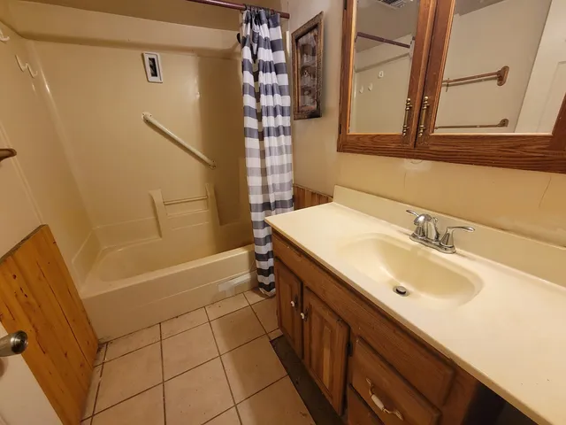 $159,600 | 21882-410 410 E Street, Sheffield, IL 61361