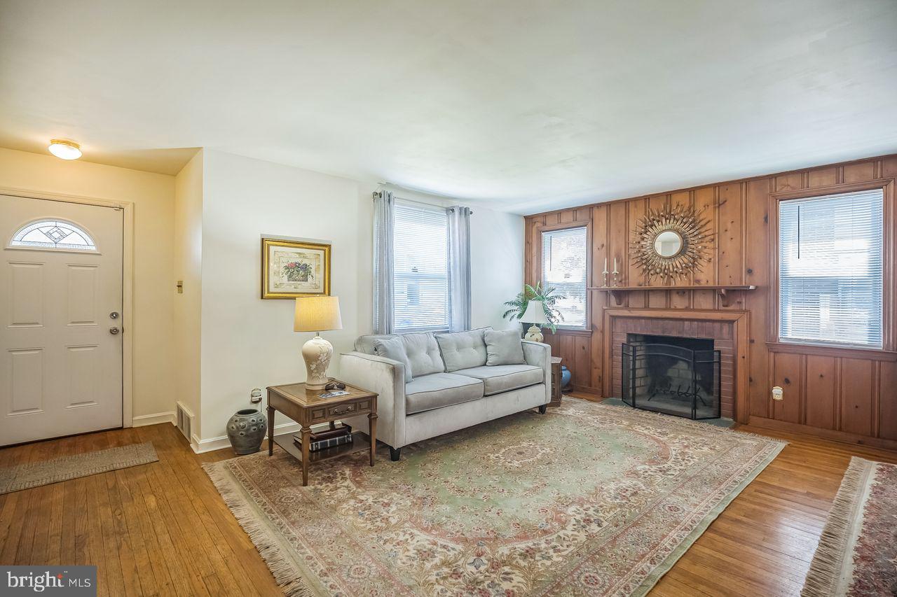 742 Arndt Avenue Riverside, NJ 08075 - Photo 7 of 33