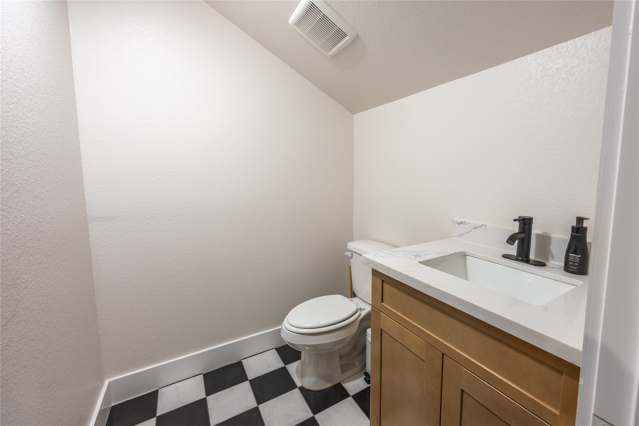 1000 Denson Allen Road Coldspring, TX 77331 - Photo 41 of 47 upstairs 1/2 bathroom