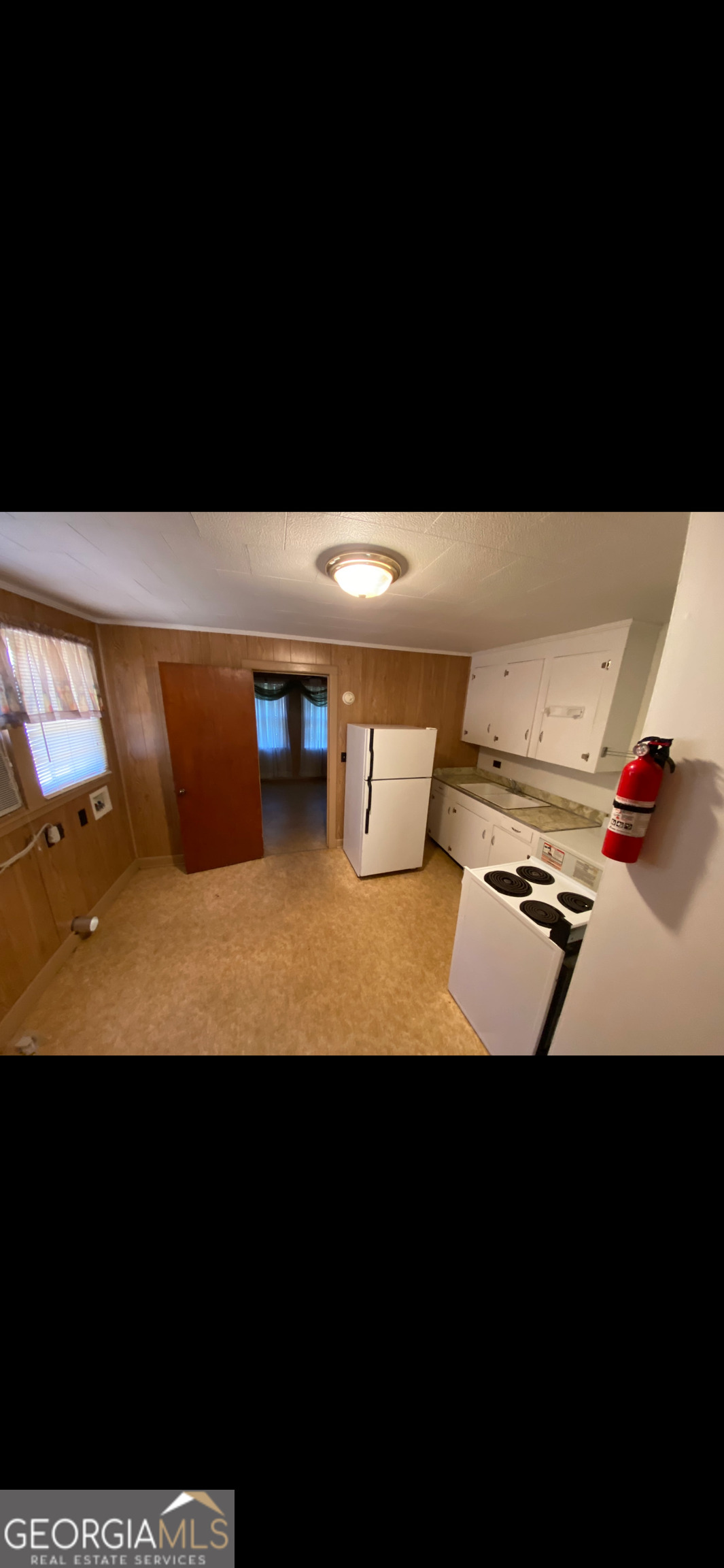 342 East Allen Street Baxley, GA 31513 - Photo 8 of 9