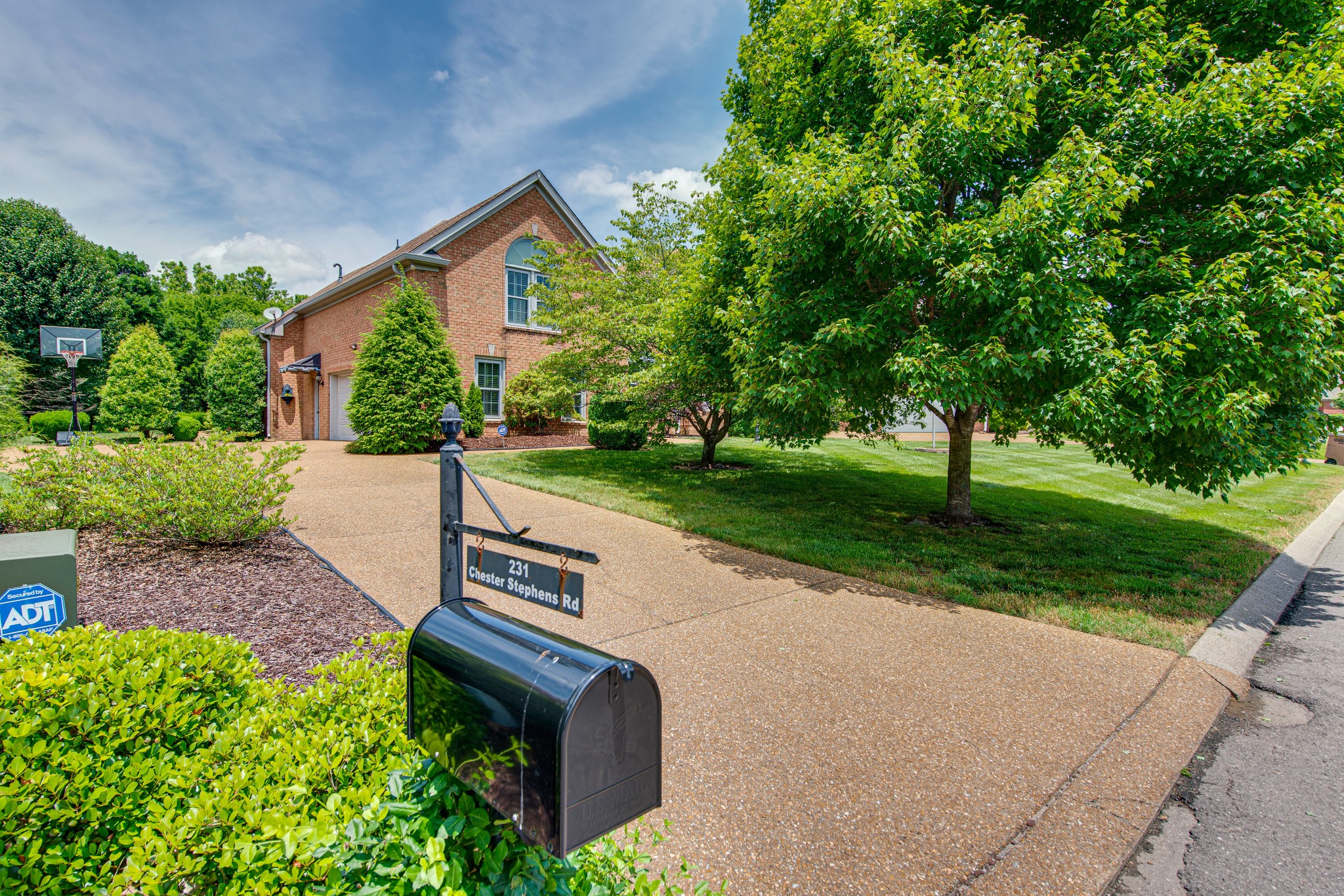 231 Chester Stevens Road Franklin, TN 37067 - Photo 5 of 47 Gallery Image 5