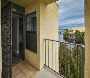 12 Royal Palm Way, Unit 6060 Boca Raton, FL 33432 - Photo 12 of 27 Balcony