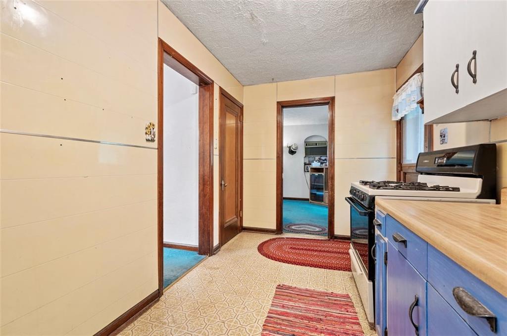 61 Greenlee Road Pittsburgh, PA 15227 - Photo 8 of 25 Gallery Image 8