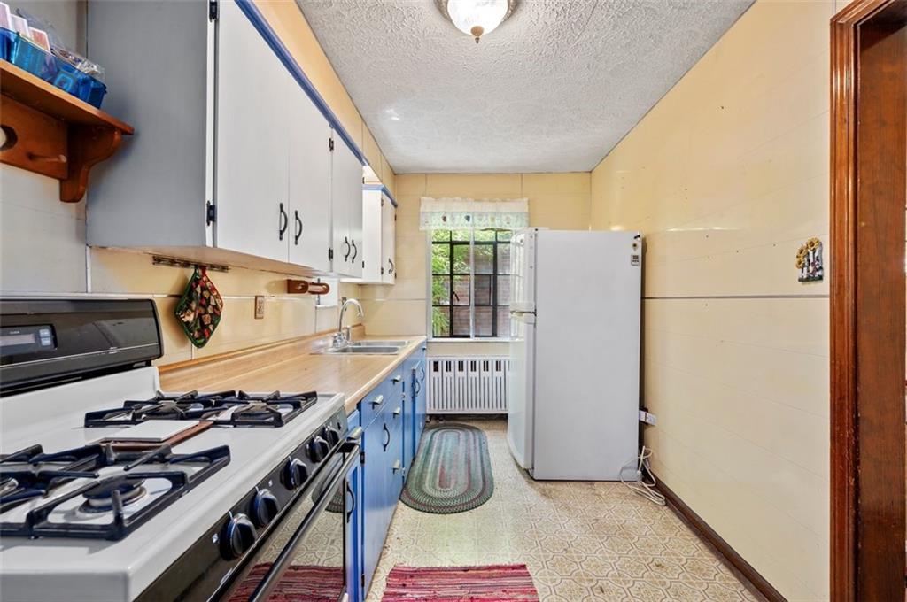 61 Greenlee Road Pittsburgh, PA 15227 - Photo 9 of 25 Gallery Image 9