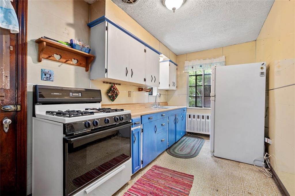 61 Greenlee Road Pittsburgh, PA 15227 - Photo 10 of 25 Gallery Image 10