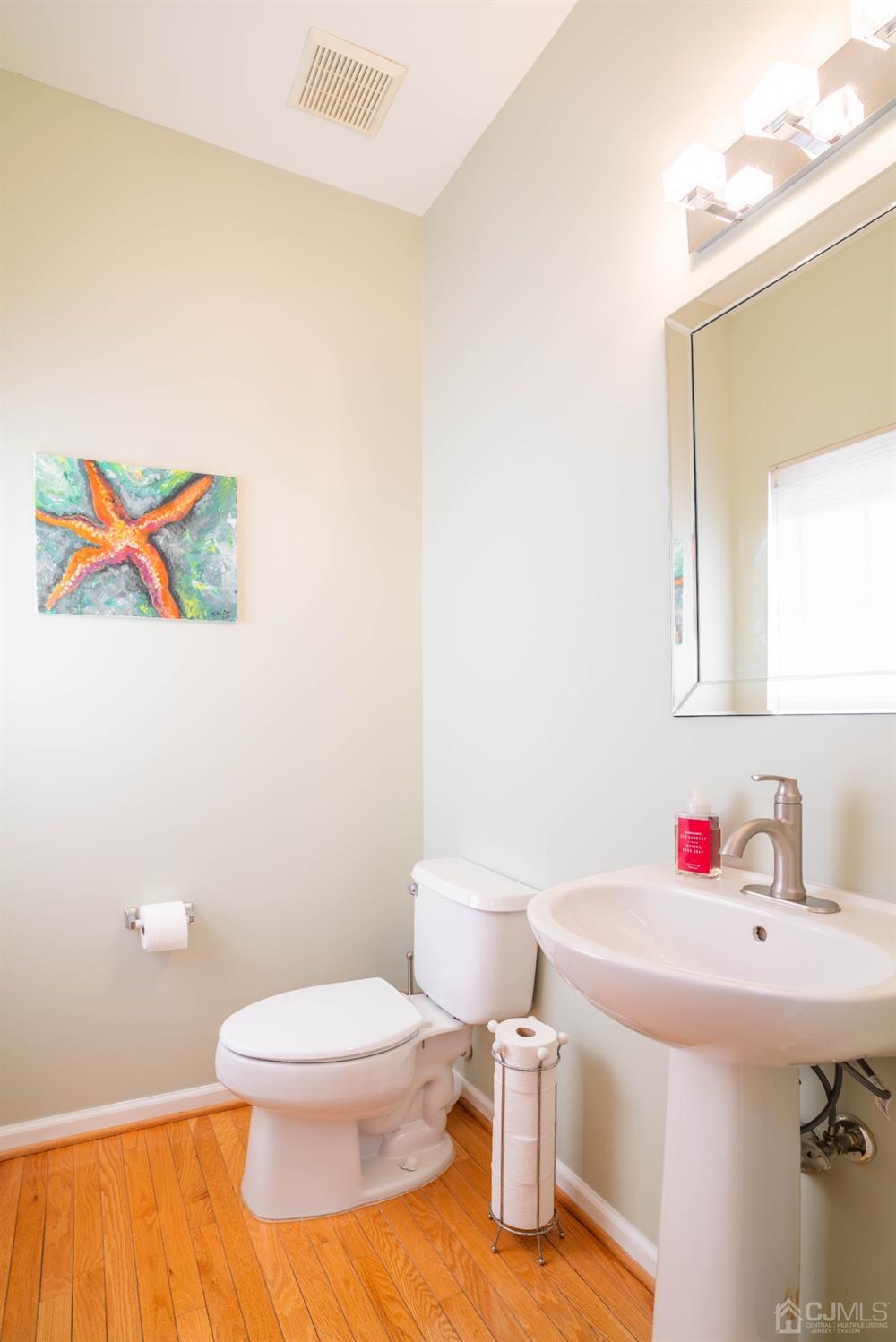2 Donovan Road Pennington, NJ 08534 - Photo 12 of 33 Gallery Image 12