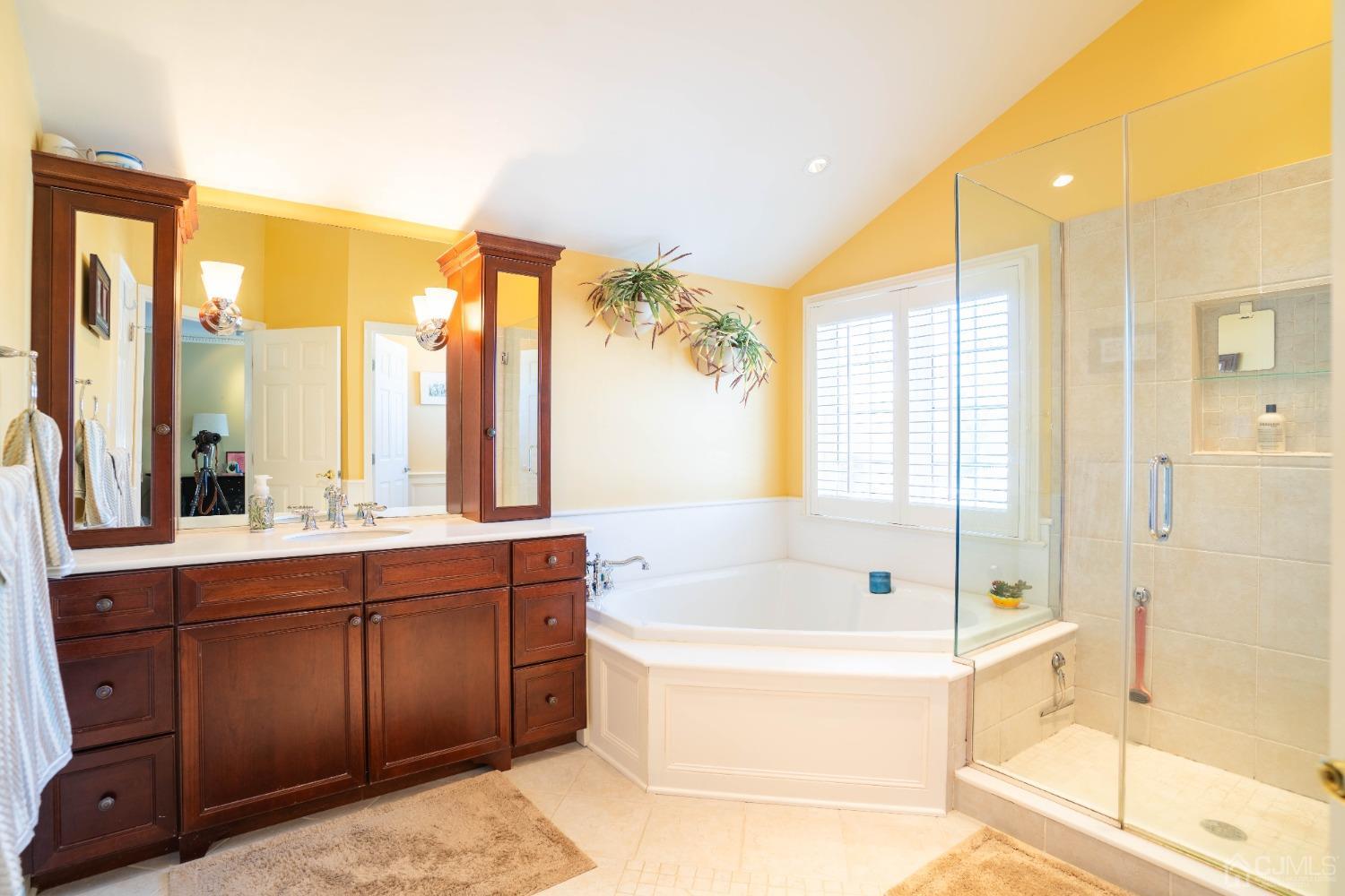 2 Donovan Road Pennington, NJ 08534 - Photo 19 of 33 Gallery Image 19