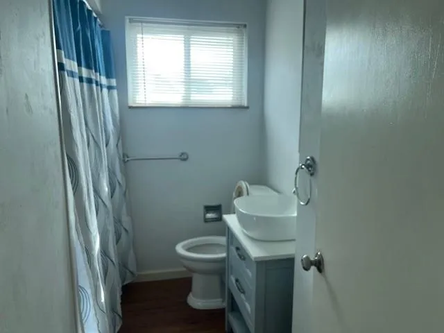 $1,600 | 225 Larson Boulevard, Rostraver Township, PA 15012