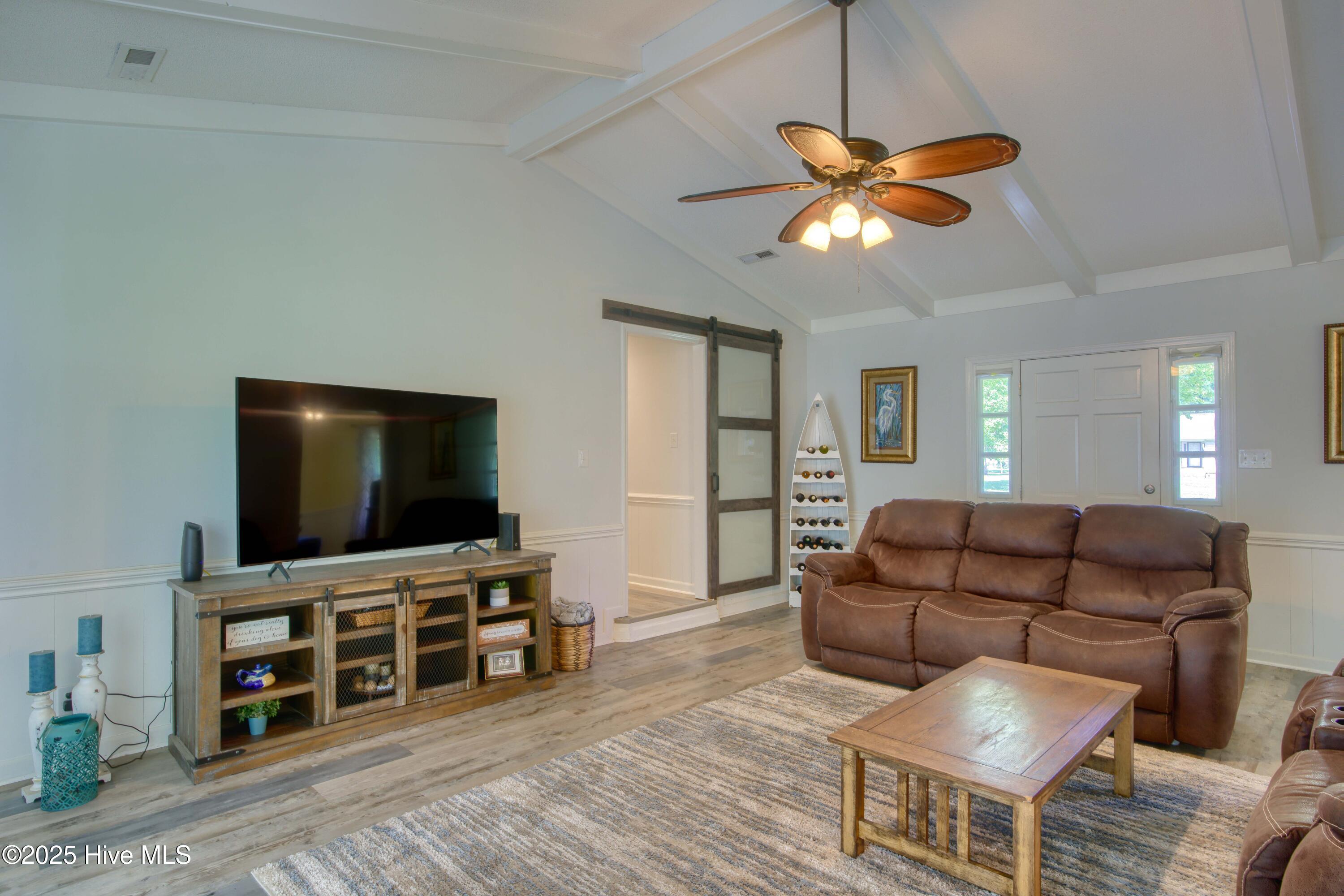 102 Ridgewood Trail New Bern, NC 28560 - Photo 8 of 66 102 Ridgewood - Interior - Edited_9
