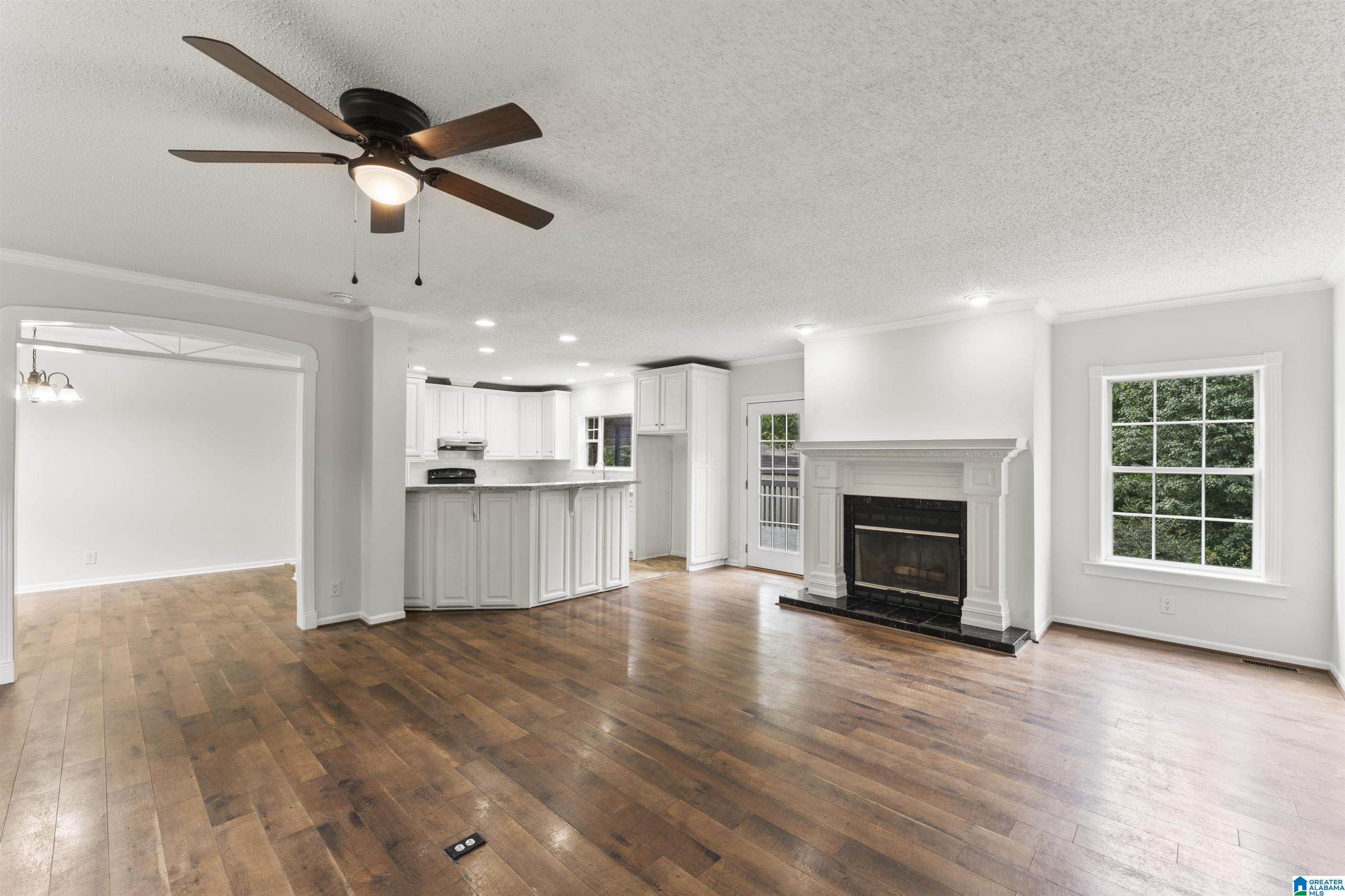 40 Clearview Road Odenville, AL 35120 - Photo 3 of 16