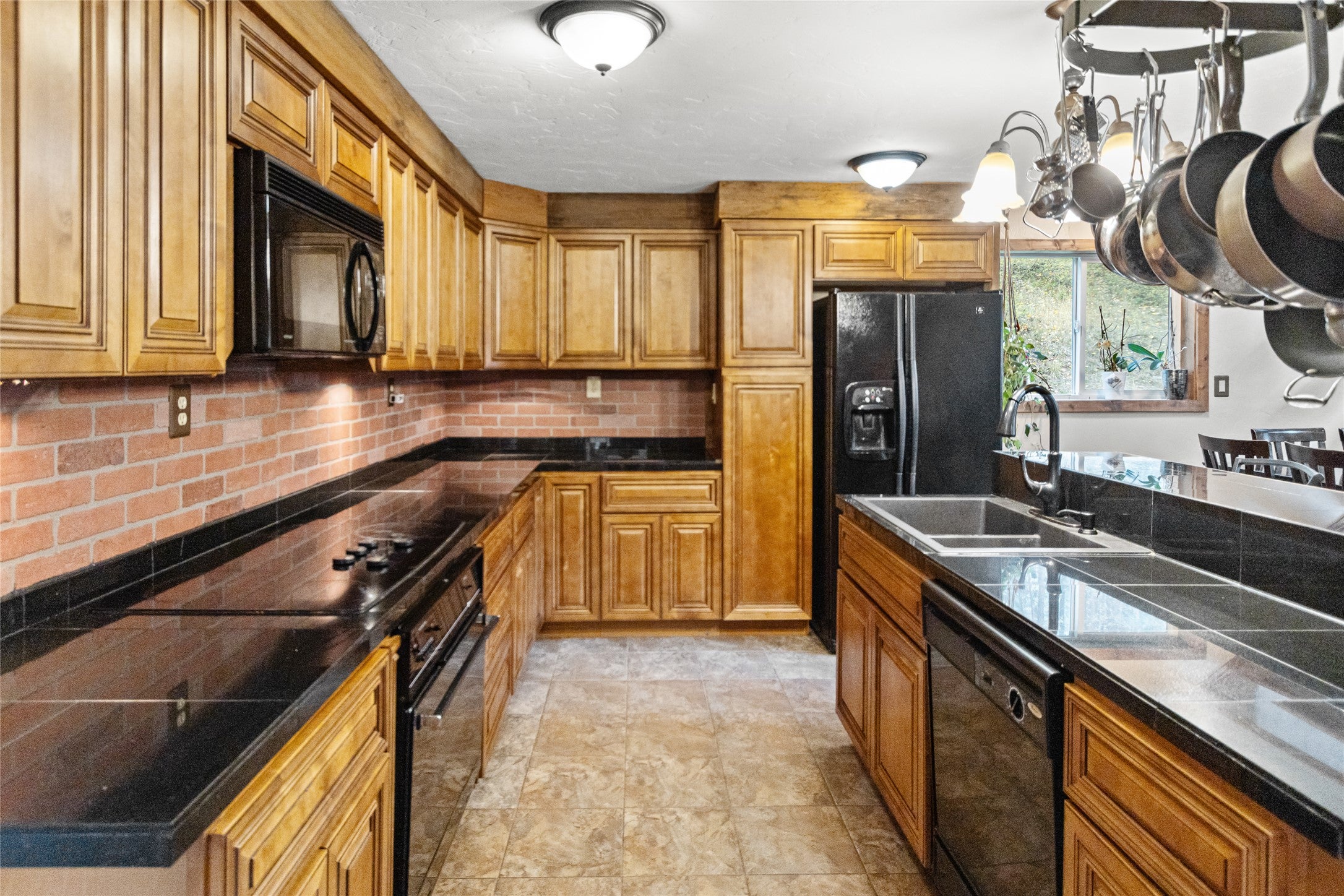 2785 Foothill Road Kalispell, MT 59901 - Photo 11 of 53 Gallery Image 11