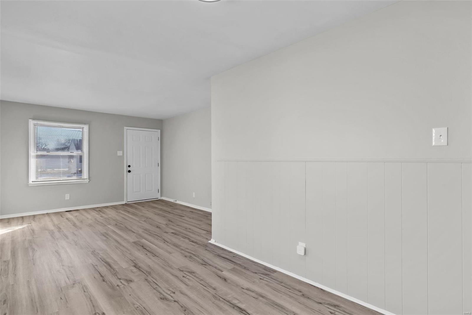 225 Tay Road St. Louis, MO 63137 - Photo 10 of 36