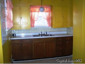 2417 South 7th Street Springfield, IL 62703 - Photo 4 of 9