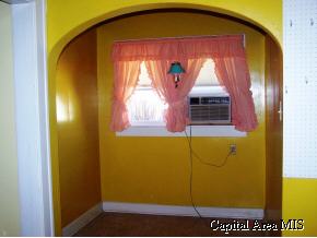 2417 South 7th Street Springfield, IL 62703 - Photo 5 of 9