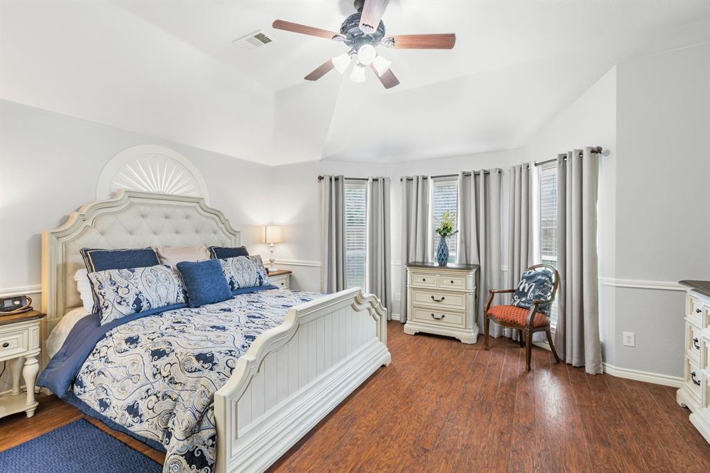10802 St Annes Drive Rowlett, TX 75089 - Photo 21 of 40