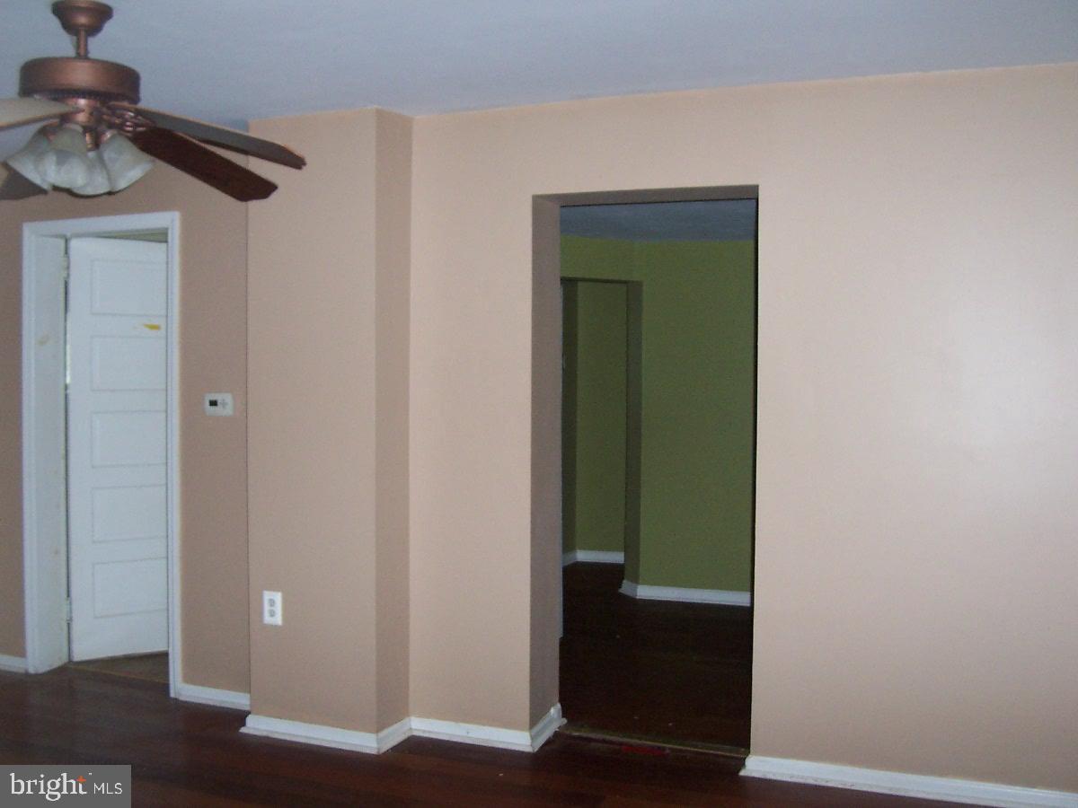 503 Myrtle Avenue Lindenwold, NJ 08021 - Photo 4 of 8 Diningroom