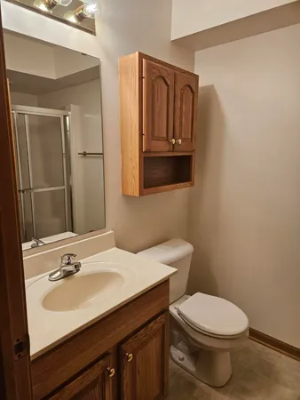 $2,300 | 3877 Old Elm Drive Southeast, Kentwood, MI 49512