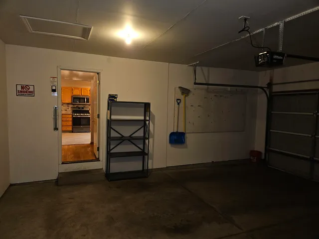 $2,350 | 3877 Old Elm Drive Southeast, Grand Rapids, MI 49512