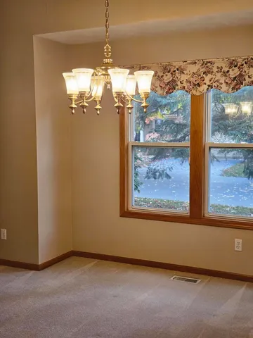 $2,350 | 3877 Old Elm Drive Southeast, Grand Rapids, MI 49512