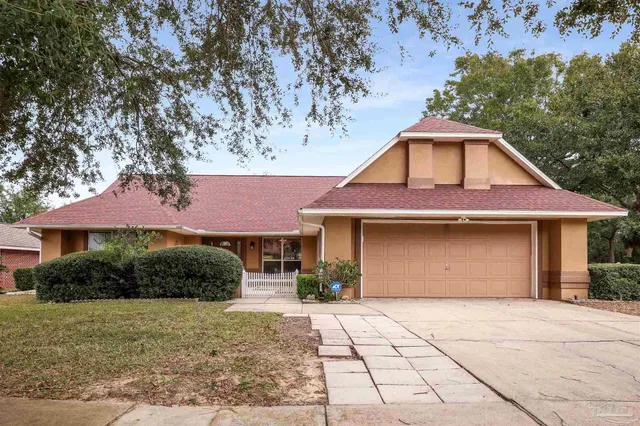 $400,000 | 2300 Caddy Shack Lane, Pensacola, FL 32526