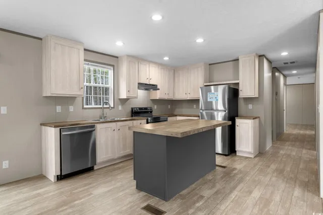 $259,900 | 1930 Goose Bay, Loris, SC 29569