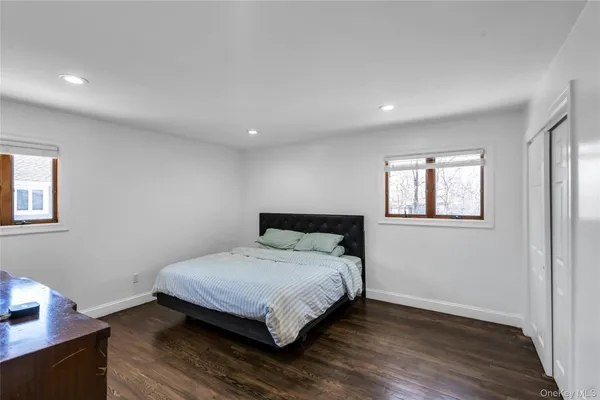 $1,128,000 | 15 Fairway Drive, Old Bethpage, NY 11804