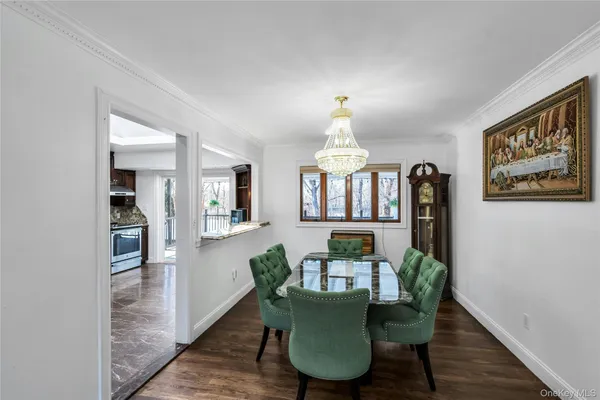 $1,128,000 | 15 Fairway Drive, Old Bethpage, NY 11804