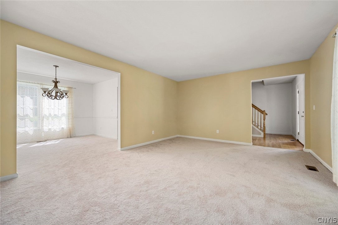 4618 Reliant Road Jamesville, NY 13078 - Photo 4 of 44