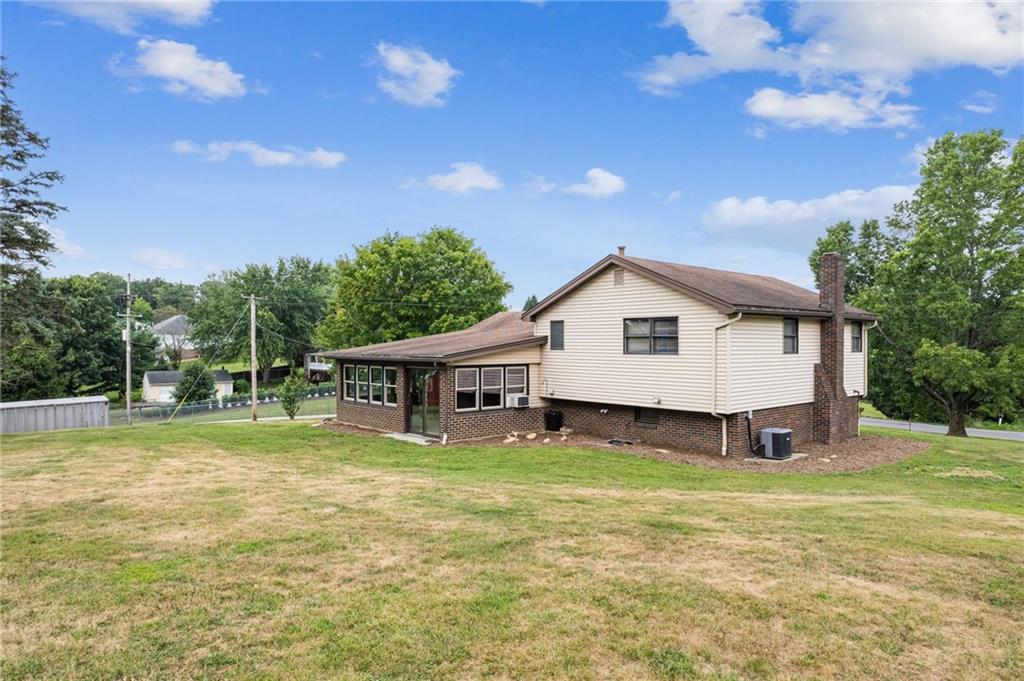 732 Valley View Road Eighty Four, PA 15330 - Photo 6 of 44 Gallery Image 6