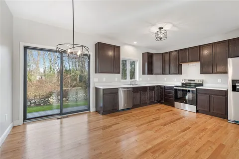 $410,162 | 35 Whittier Drive, South Kingstown, RI 02879