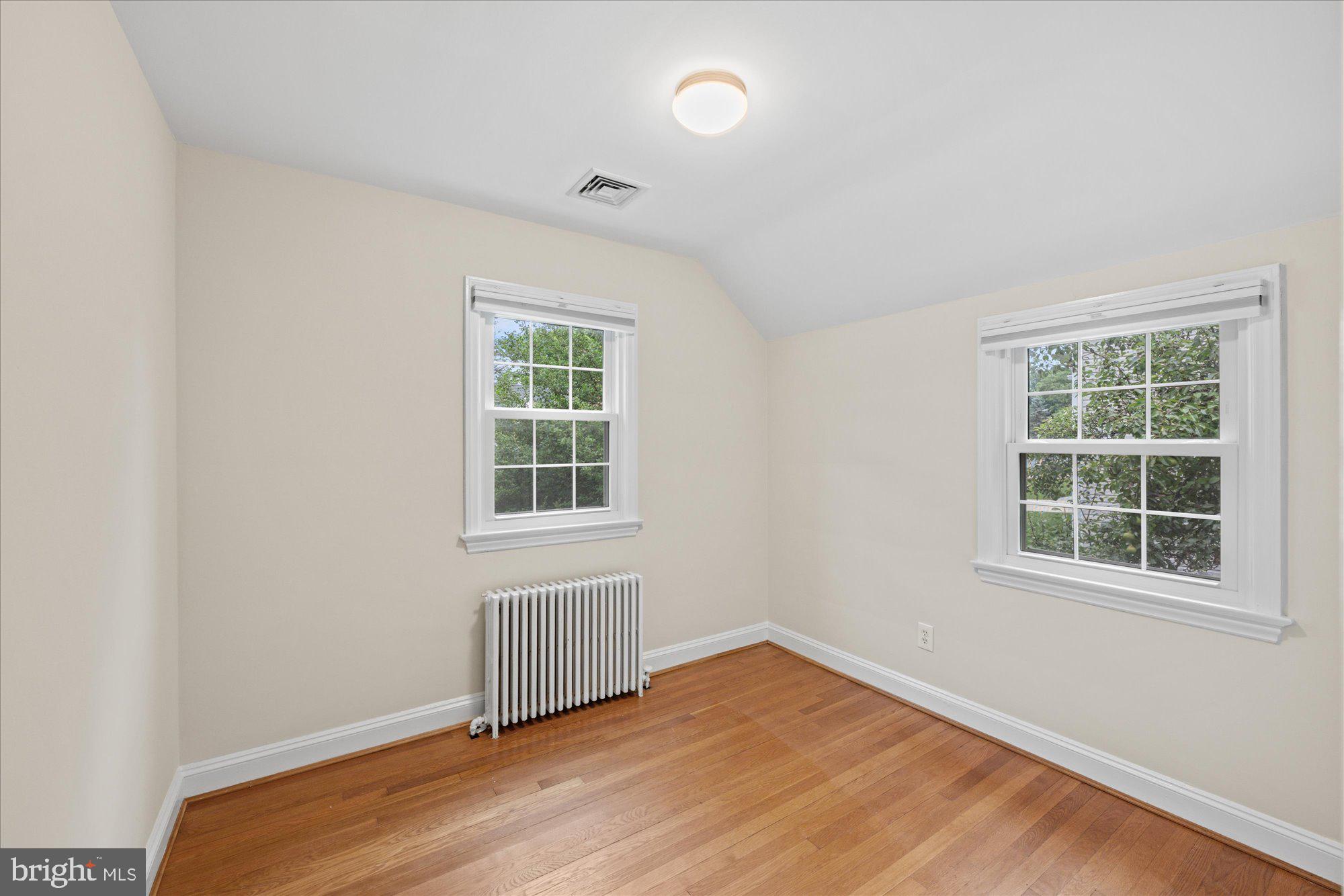 100 Aberdeen Road Rockville, MD 20850 - Photo 17 of 24